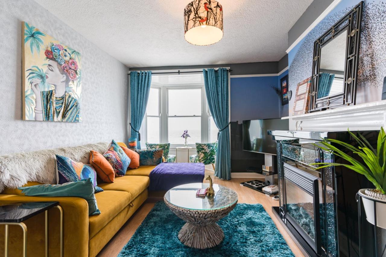 Starling View Boutique Stunning Seafront View Apartment Абъристуит Екстериор снимка