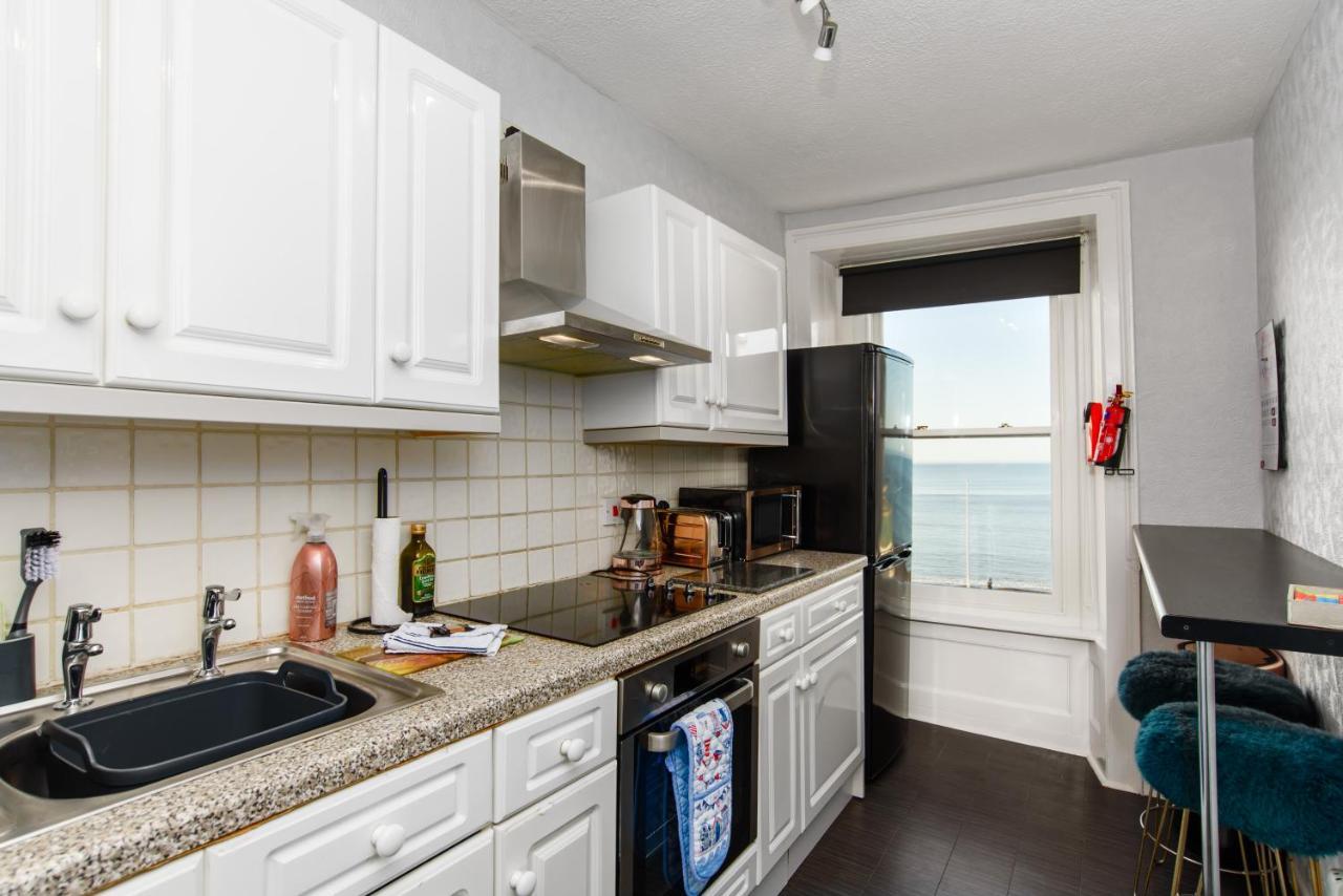 Starling View Boutique Stunning Seafront View Apartment Абъристуит Екстериор снимка
